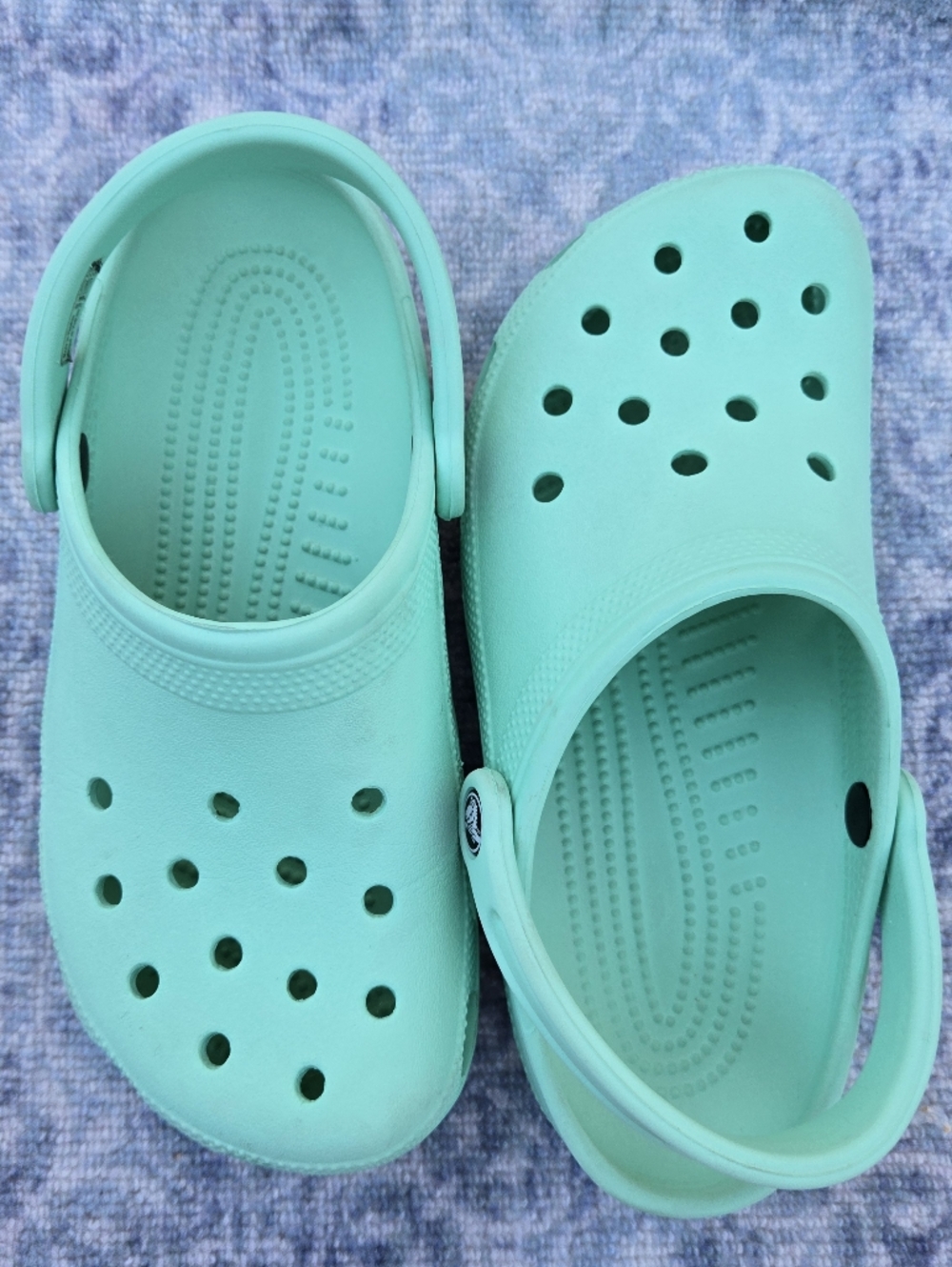 Classic Crocs W8 M6